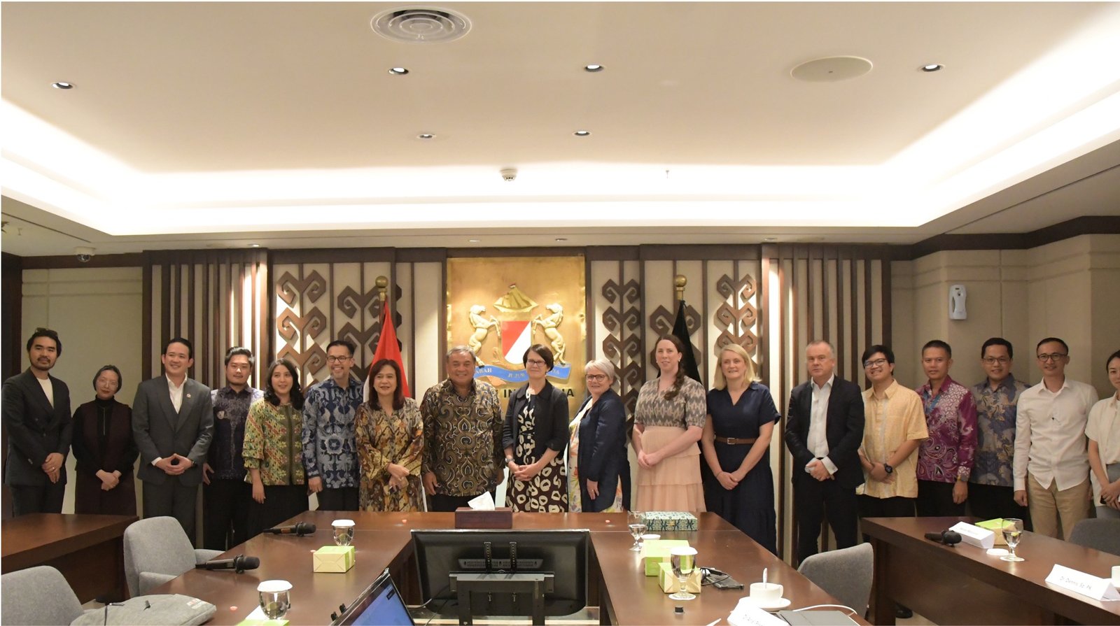 Roundtable discussion with the Indonesian Chamber of Commerce (KADIN) and Equatorise